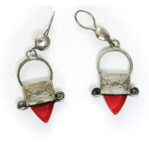 Tuareg Silver Earrings – Red Jewel